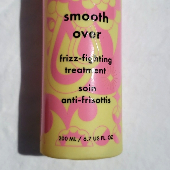 Price drop! amika Smooth Over Frizz-Fighting Hair Treatment Mask  6.7 oz. New. - Picture 2 of 7